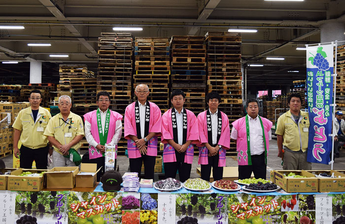 JAフルーツ山梨露地ぶどう試食宣伝会